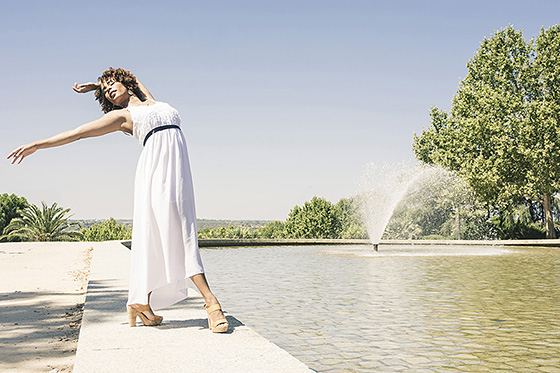 Model: Clara Bélénus