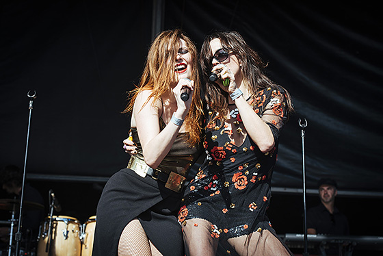 Elodie Frege & Liset Alea - Nouvelle Vague